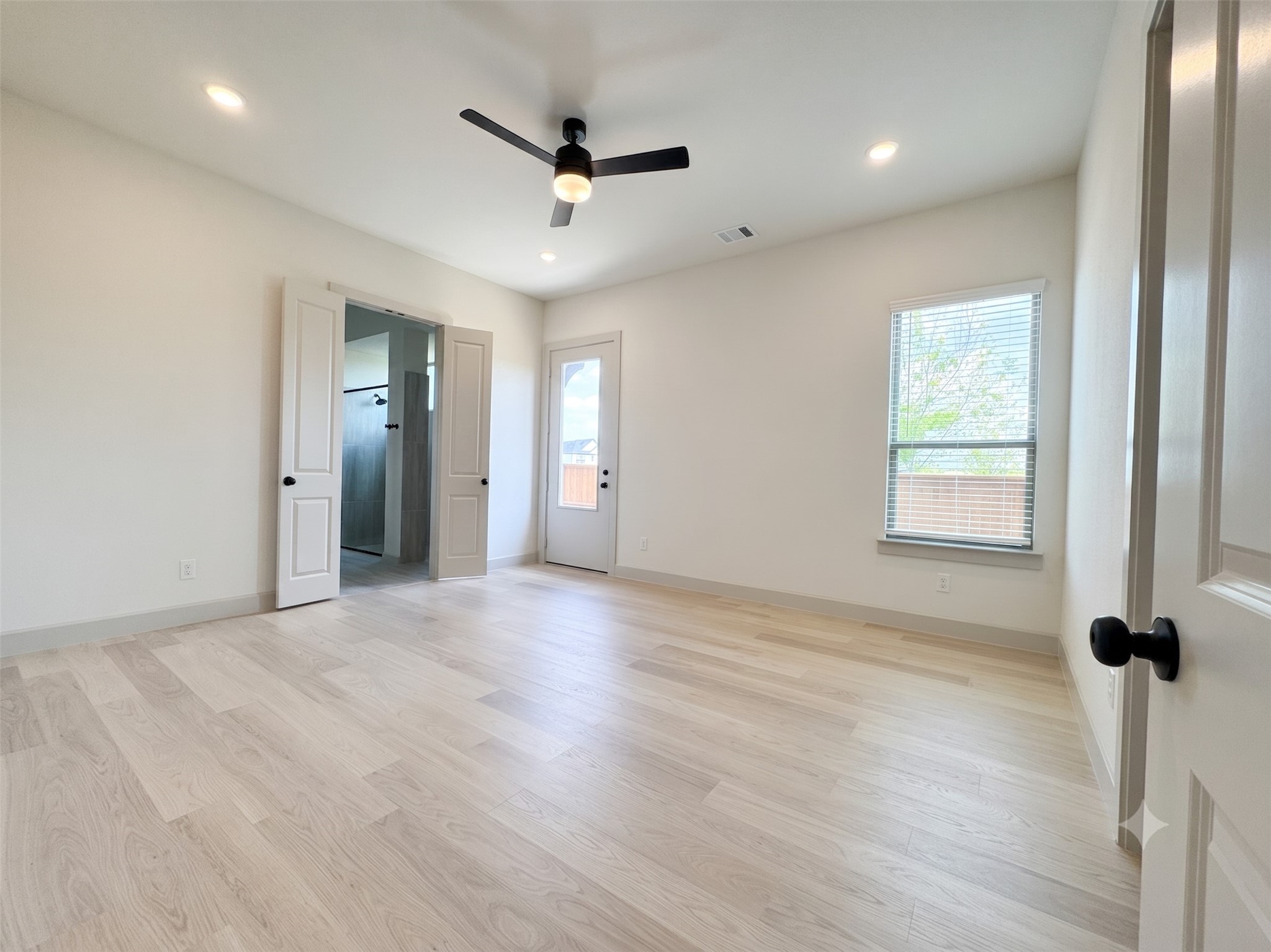 15763 Shaded Mews Road