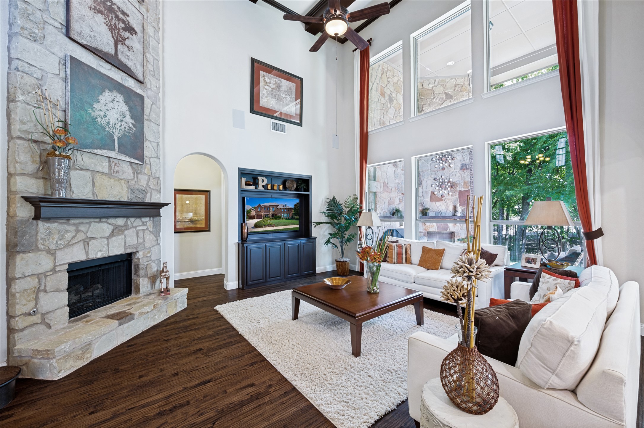 1609 Alamosa Drive