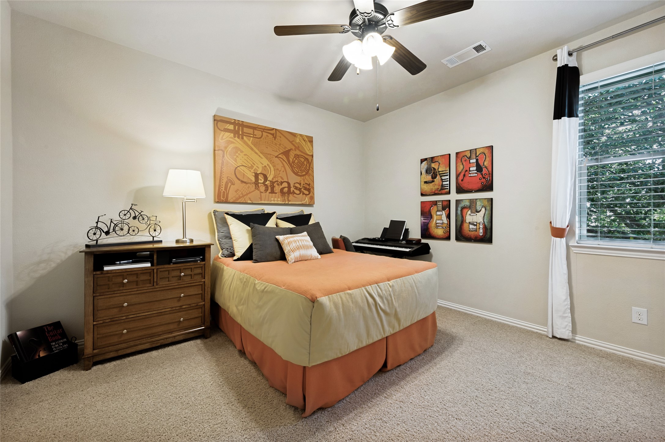 1609 Alamosa Drive