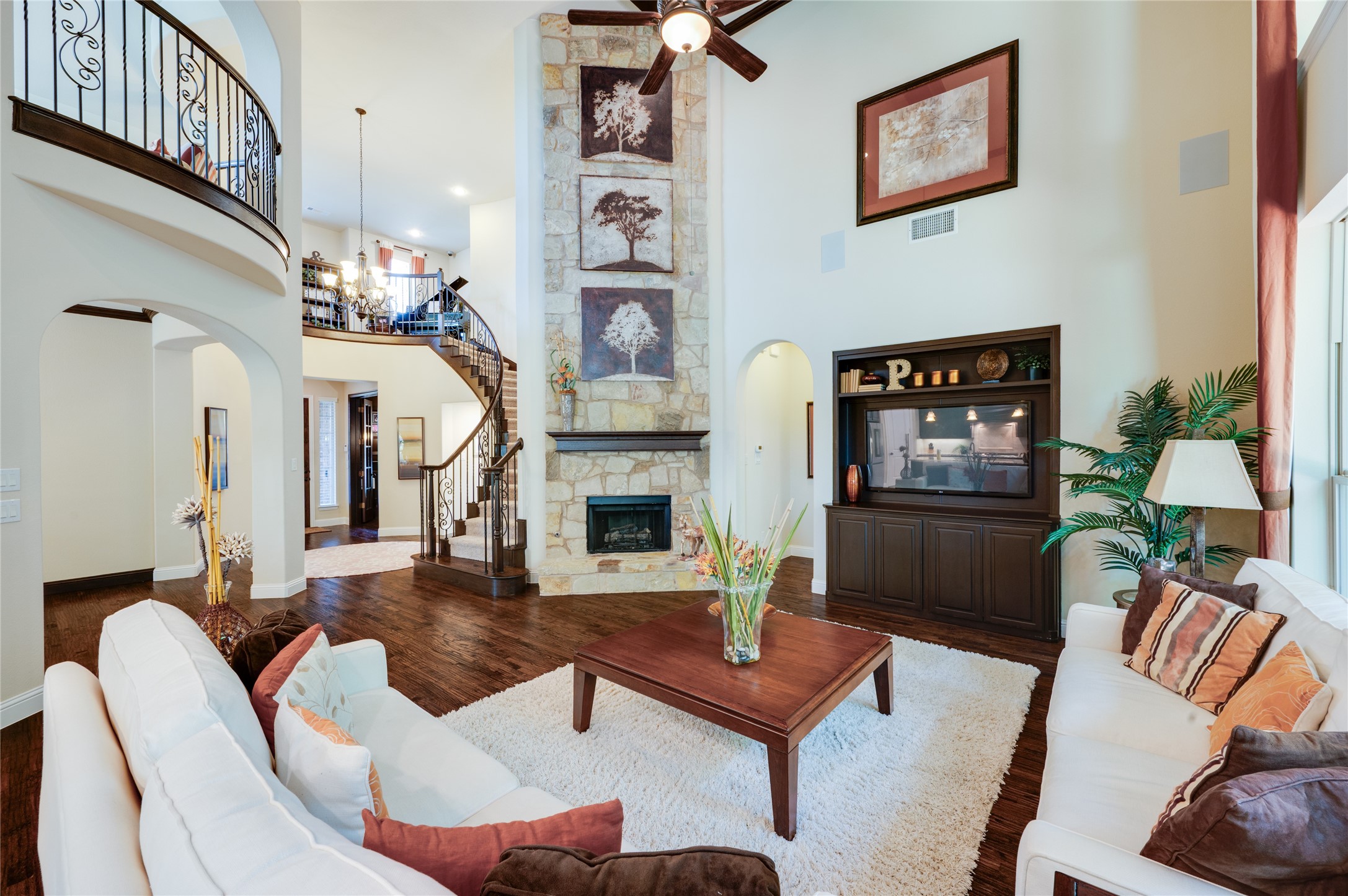 1609 Alamosa Drive