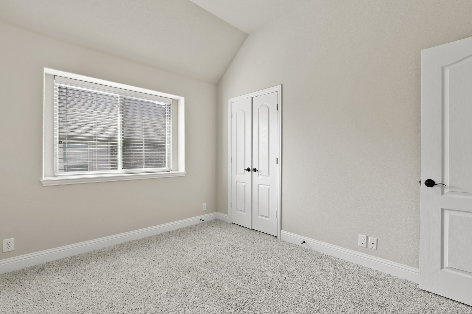 4914 Camp Verde Circle