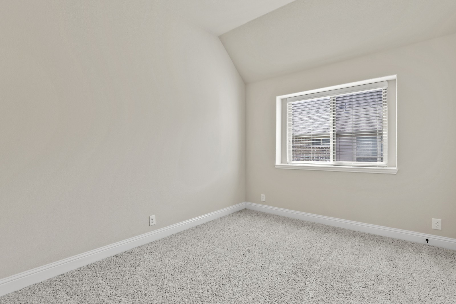 4914 Camp Verde Circle