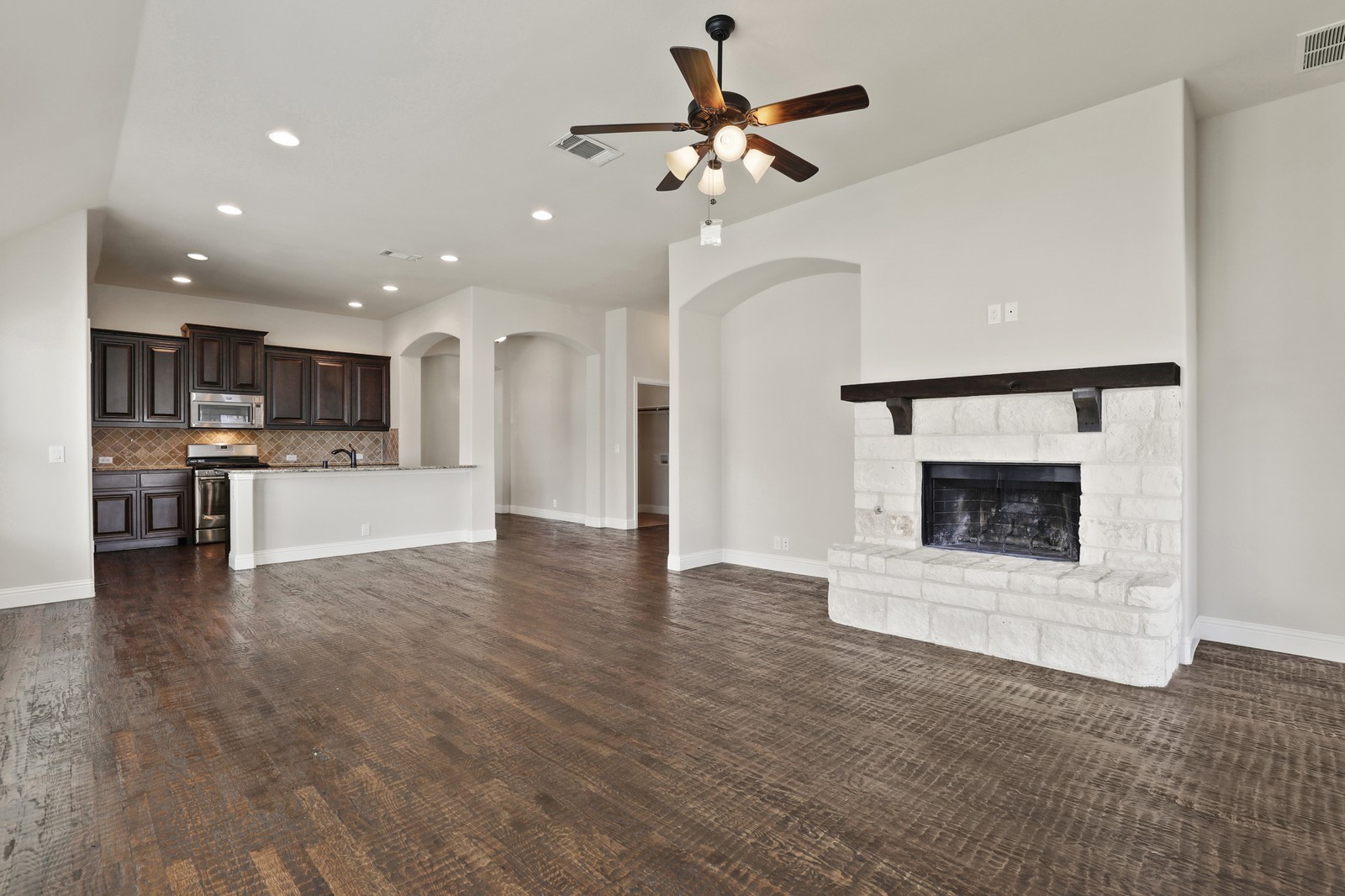 4914 Camp Verde Circle