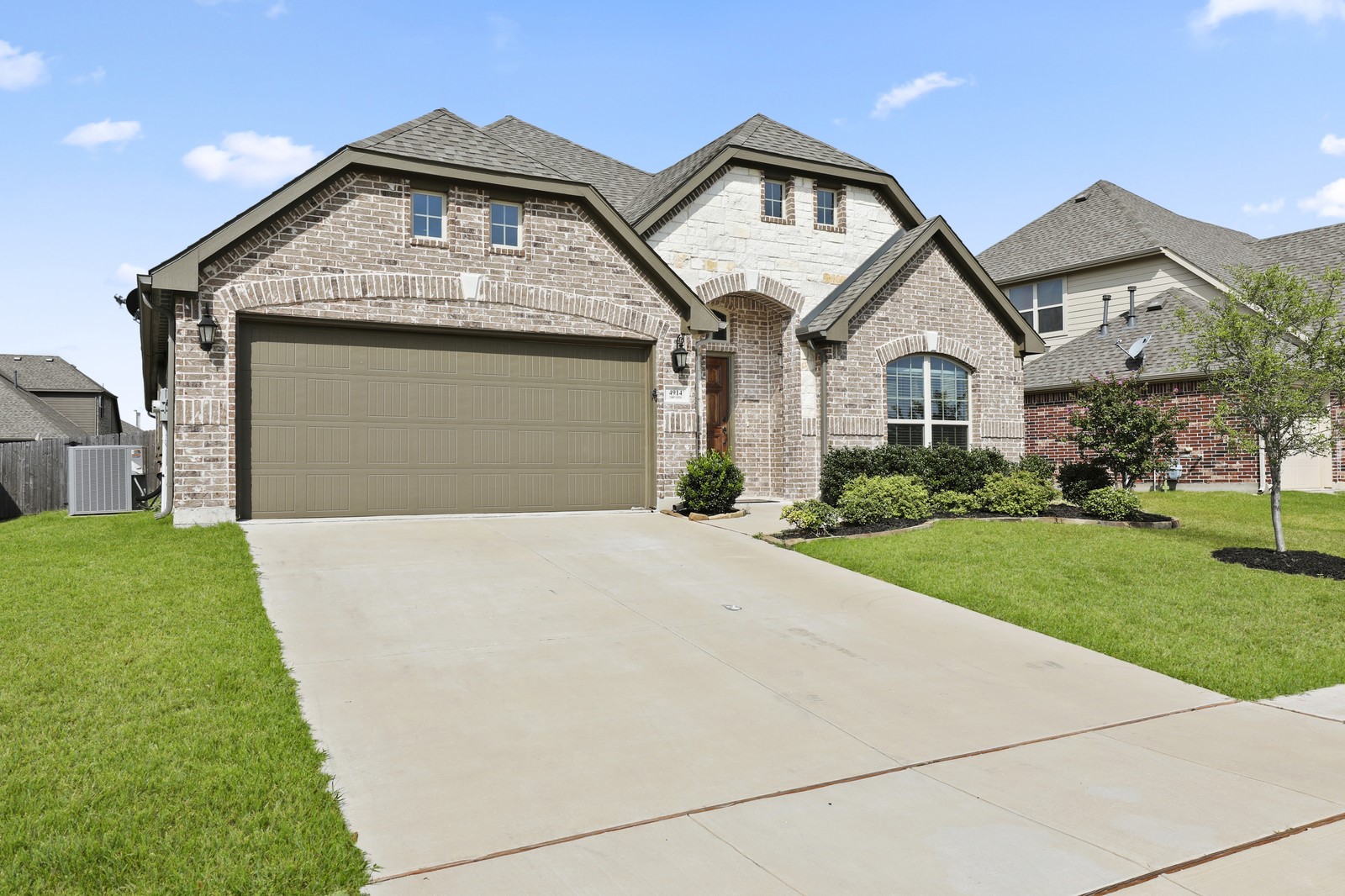 4914 Camp Verde Circle
