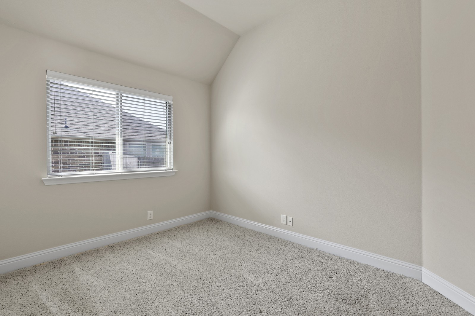 4914 Camp Verde Circle
