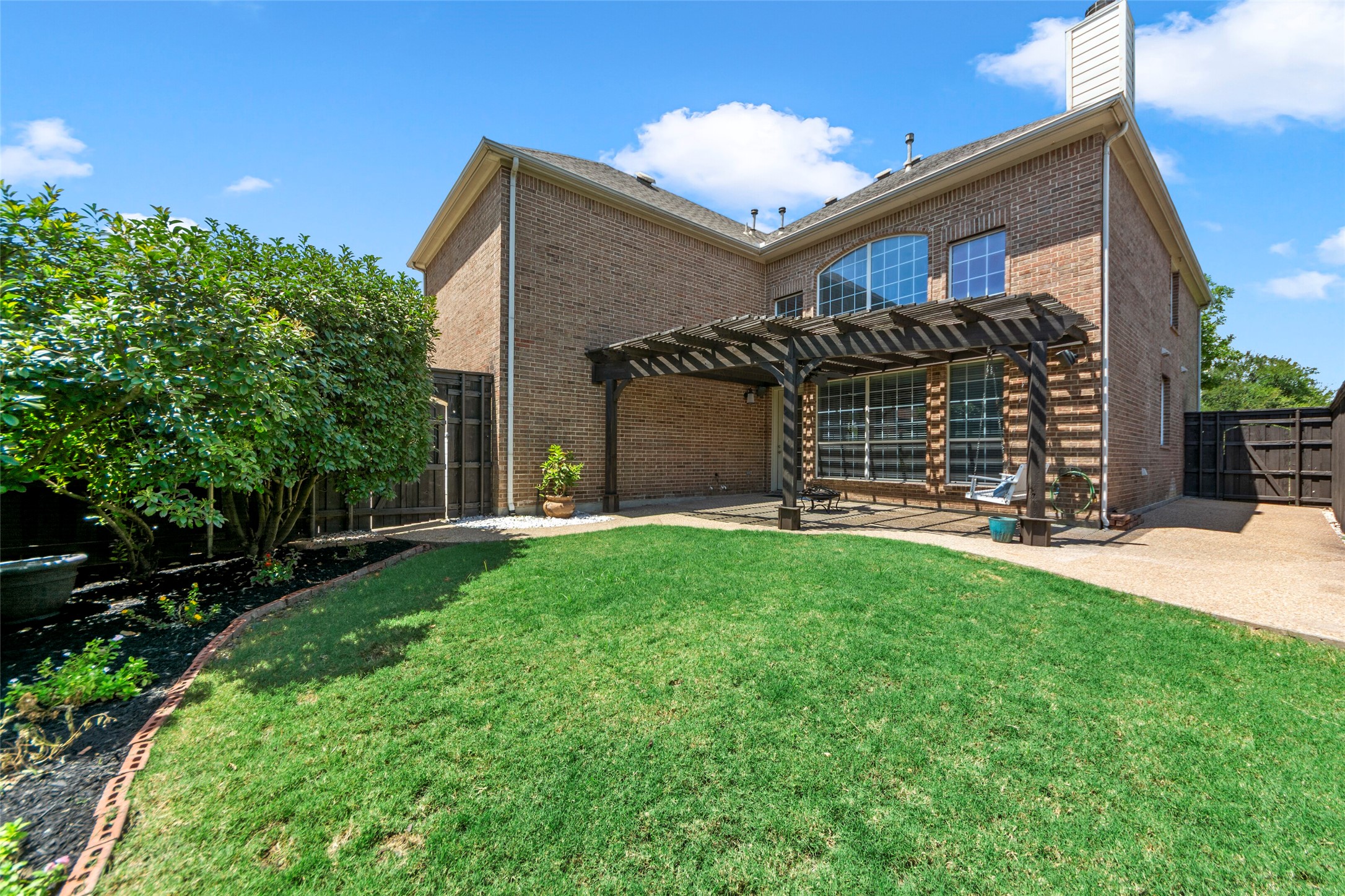 2447 Blackstone Drive