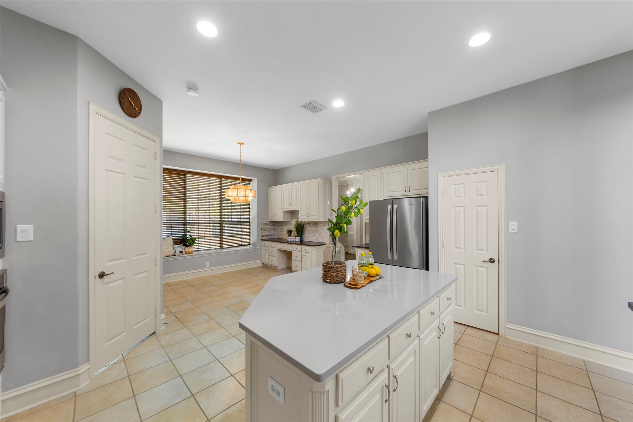 2447 Blackstone Drive