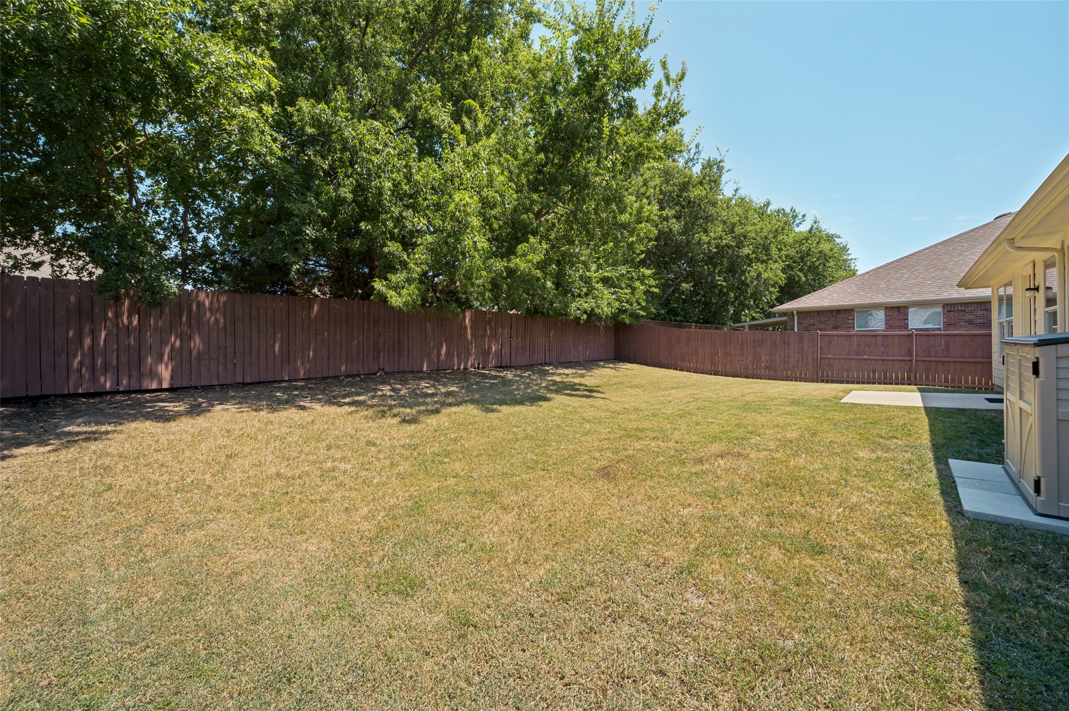 3707 Redwood Circle