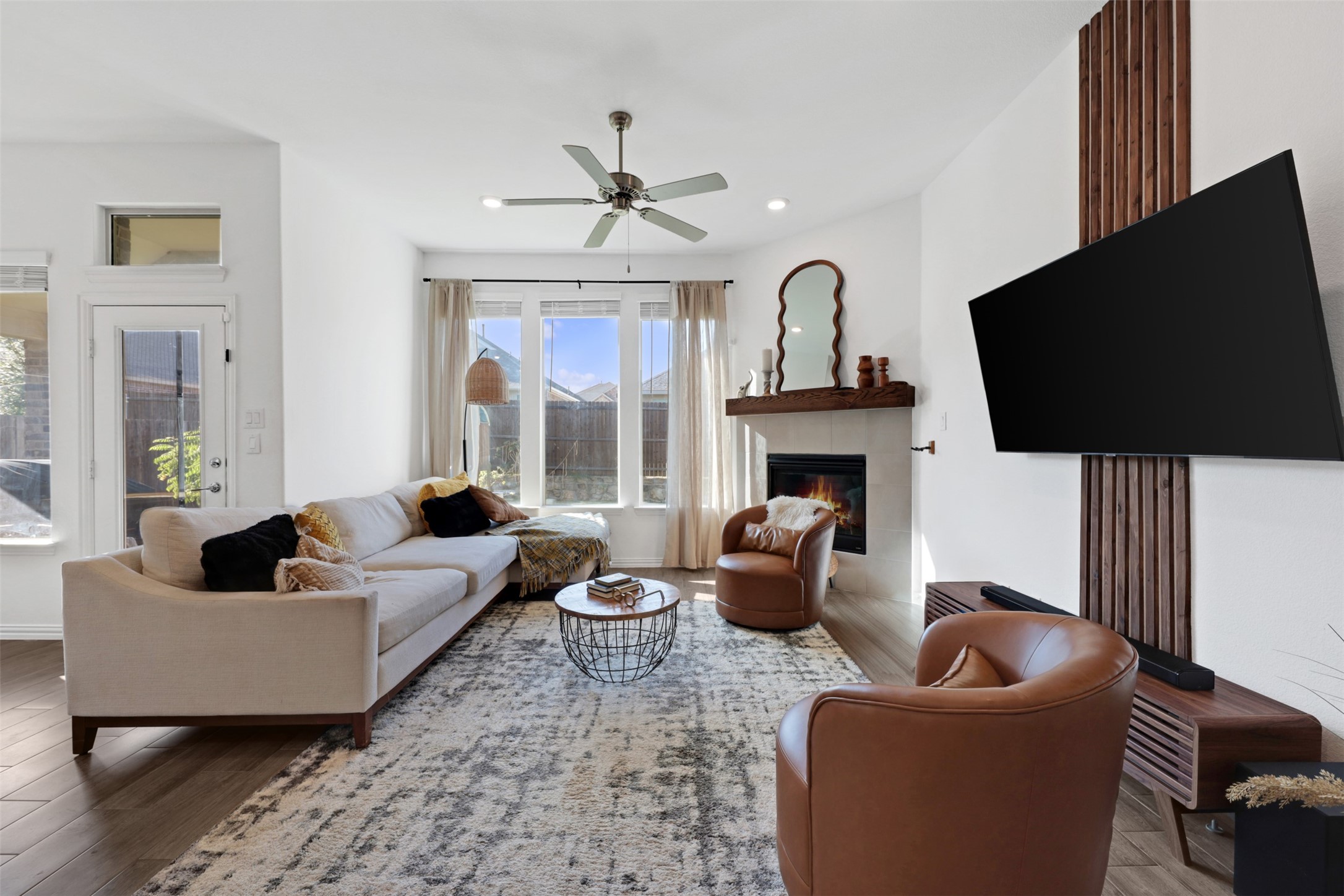 1209 Sweetgum Street