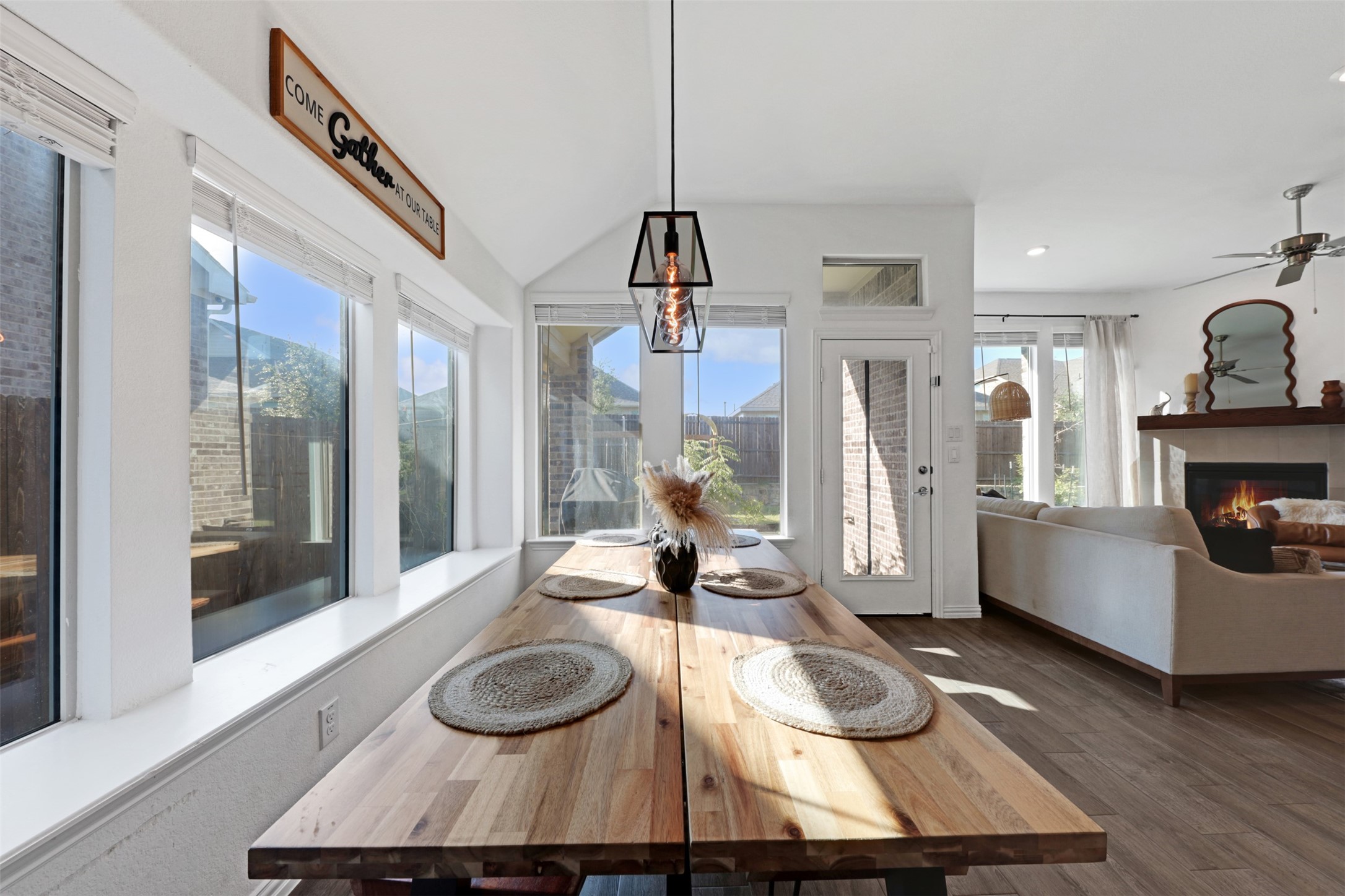 1209 Sweetgum Street