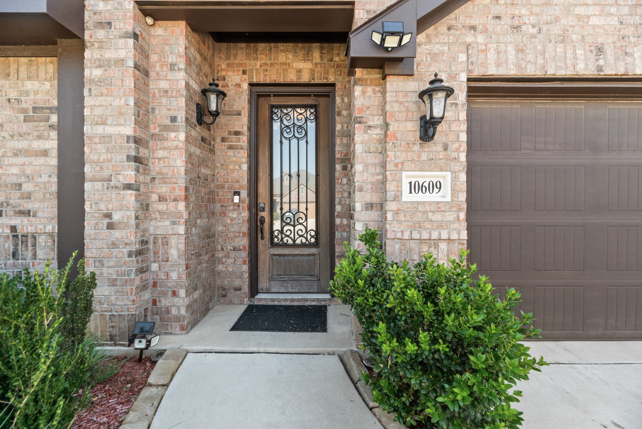 10609 Kettlewood Drive