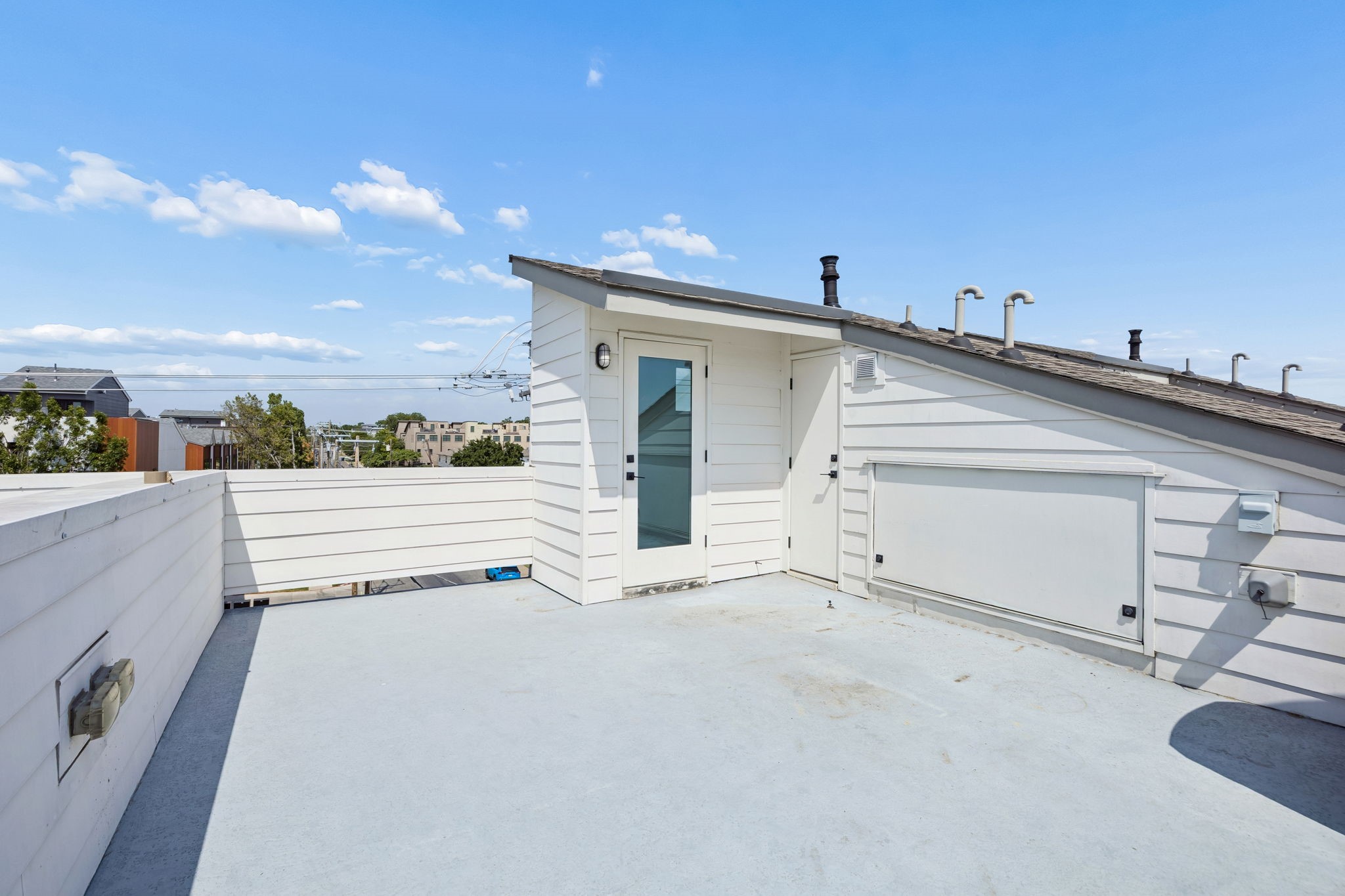 1901 N Carroll Avenue 104