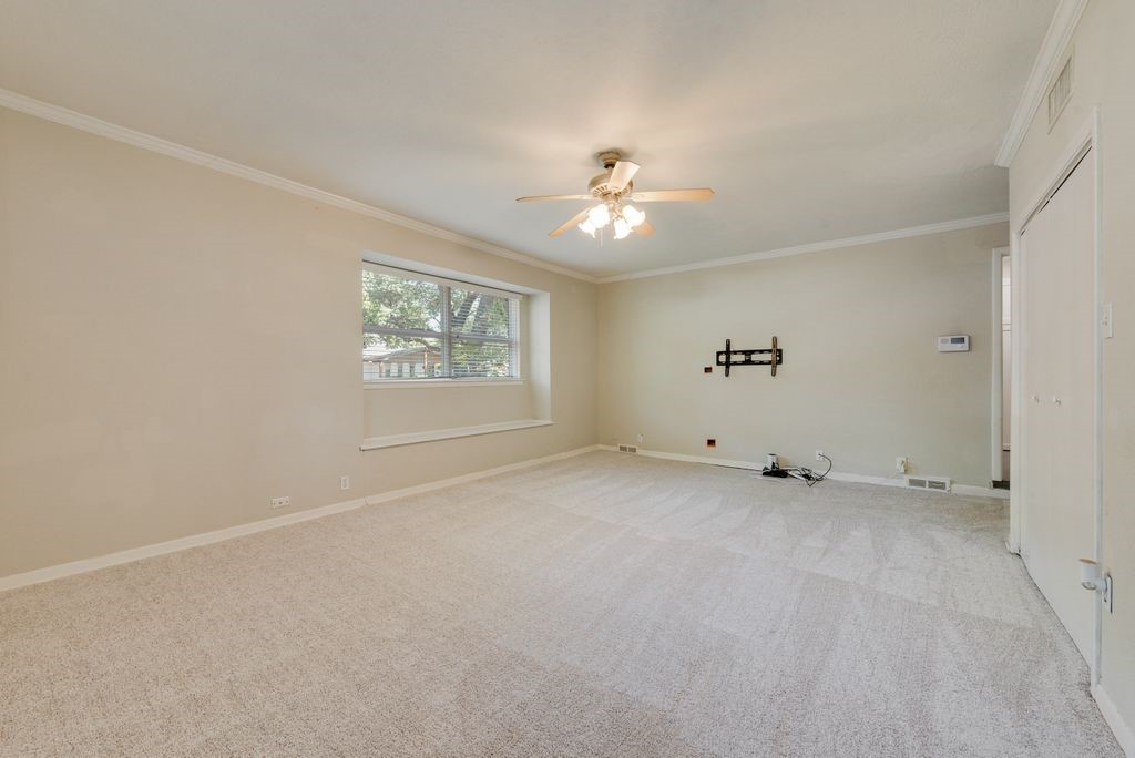 3662 Weeburn Drive