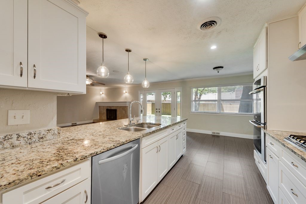 3662 Weeburn Drive