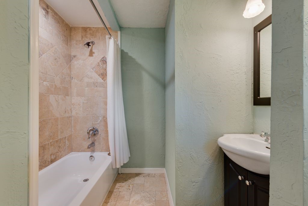 3662 Weeburn Drive