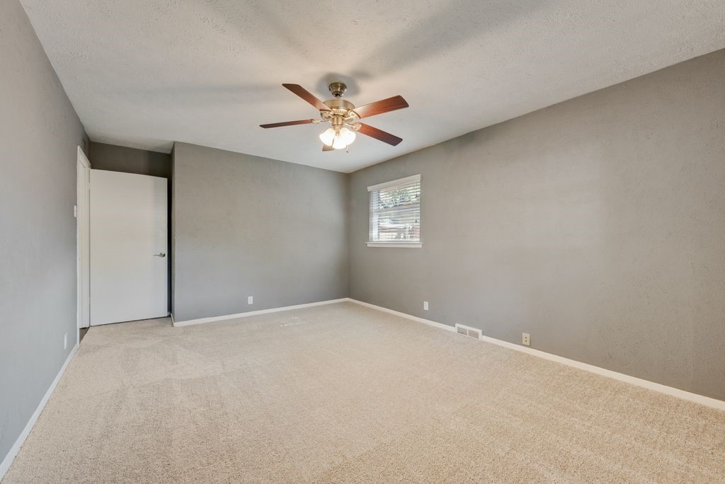 3662 Weeburn Drive