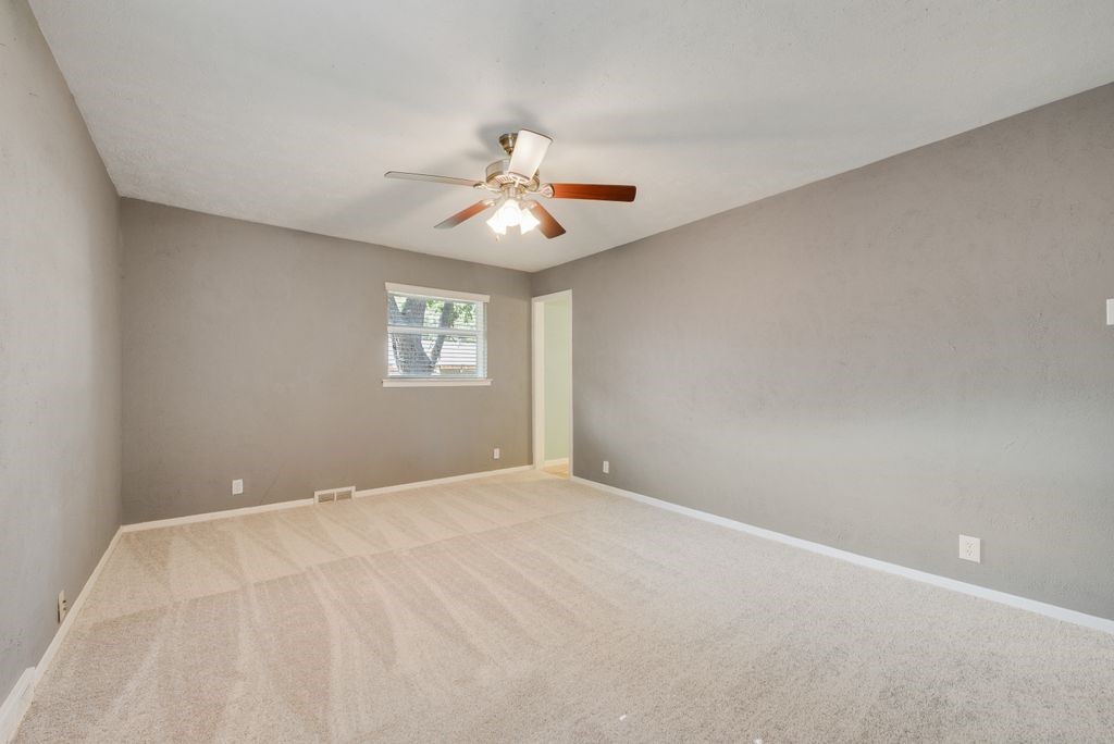 3662 Weeburn Drive