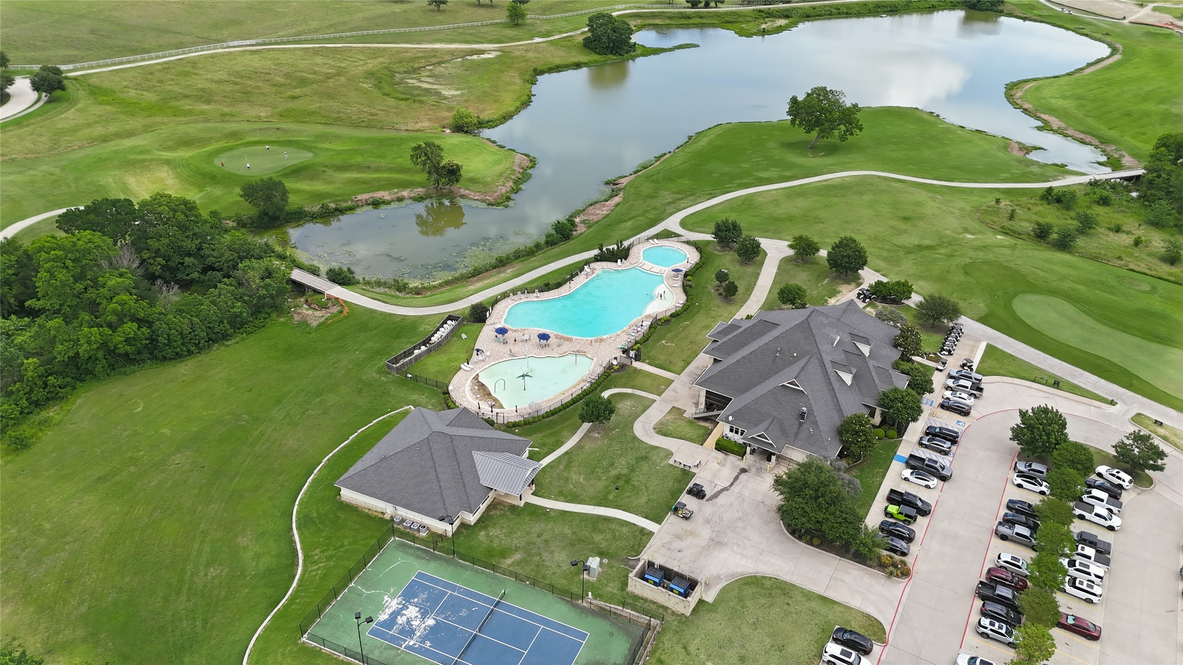 1422 Shaker Hills Road