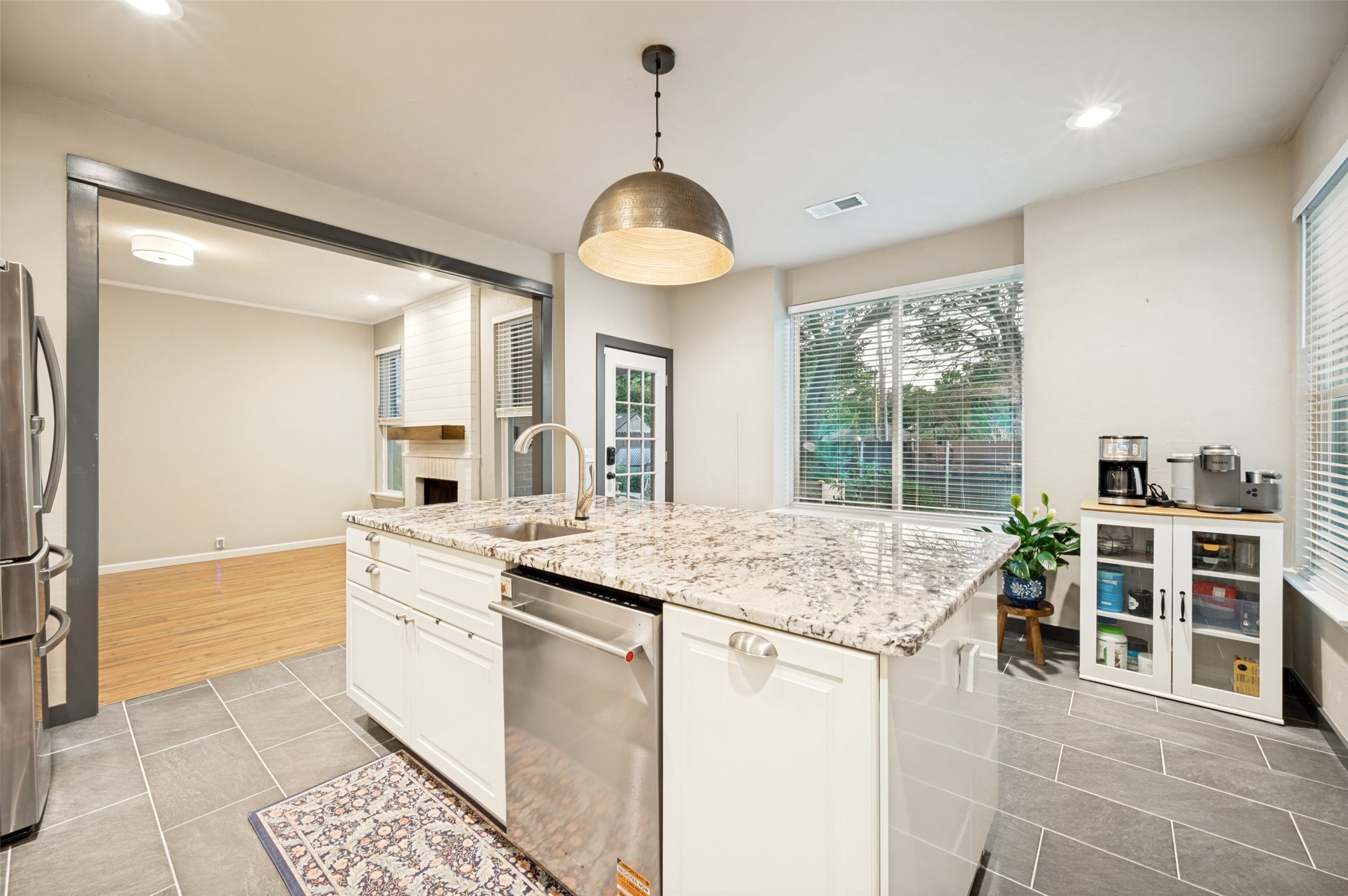 1624 Highdale Court