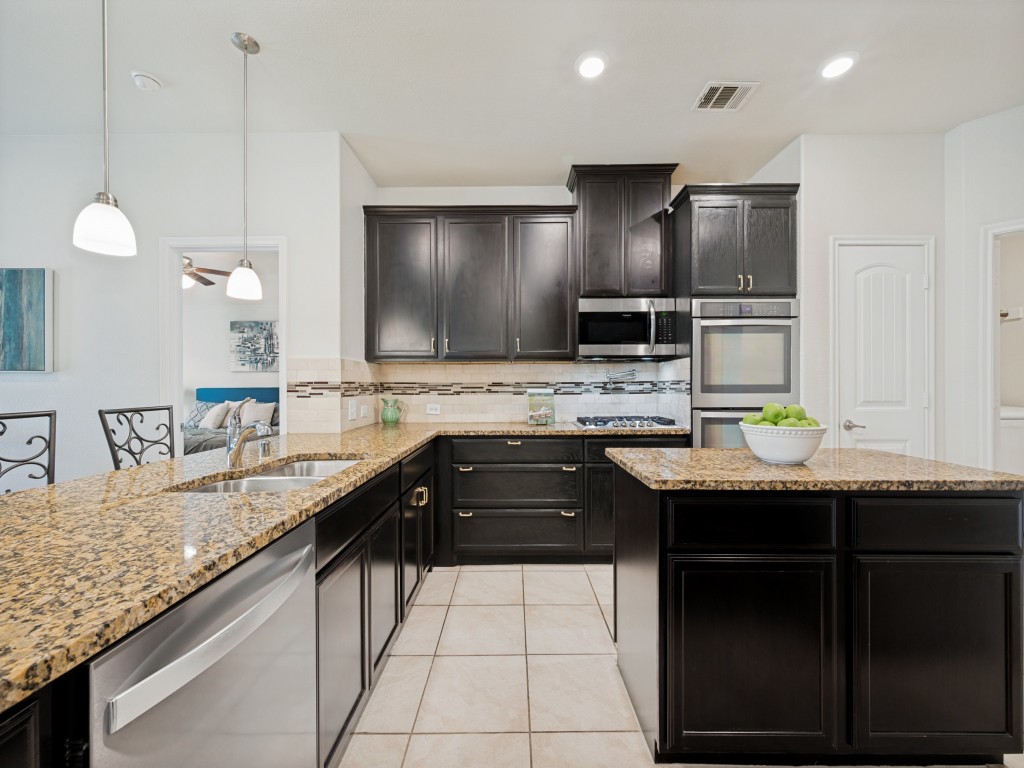 10208 Kemah Place