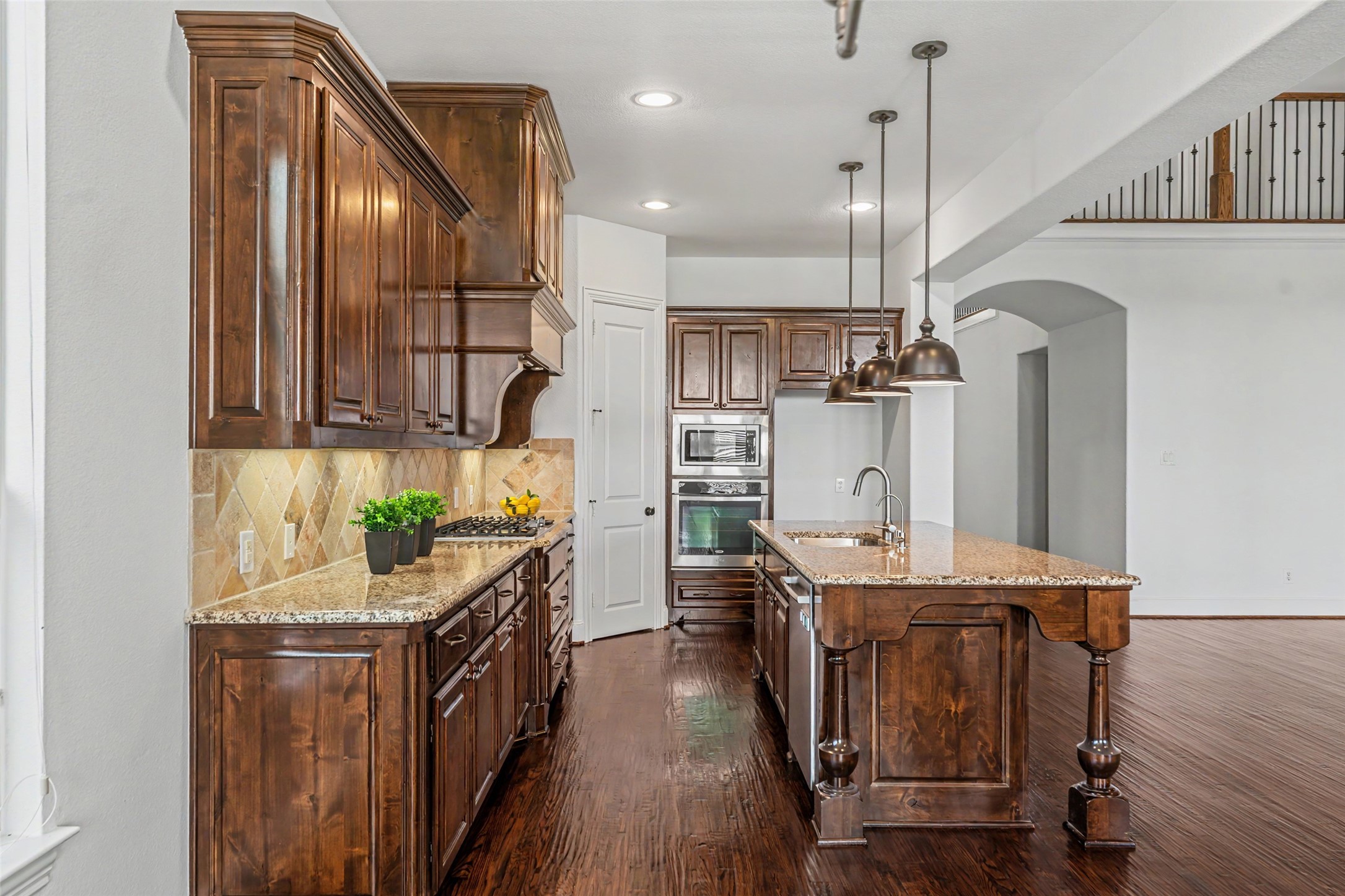 7527 Wright Drive