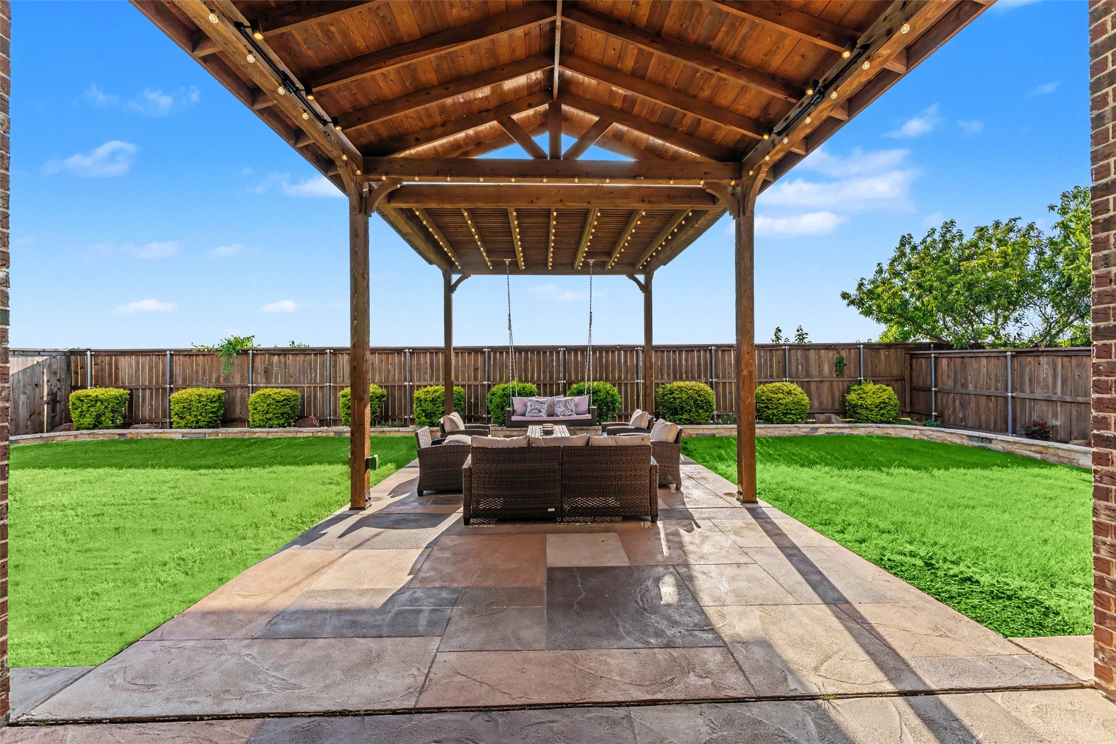7527 Wright Drive