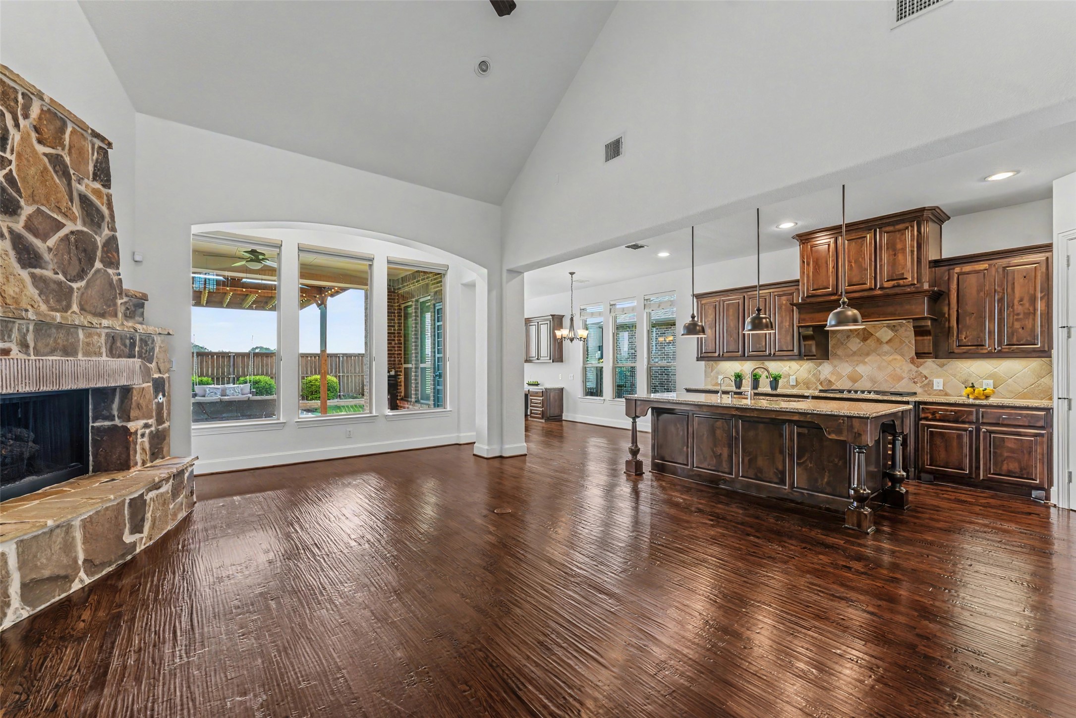 7527 Wright Drive