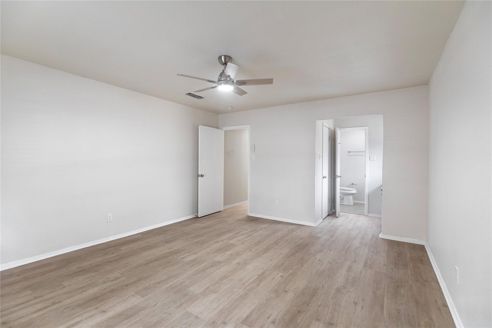 1610 Brown Trail