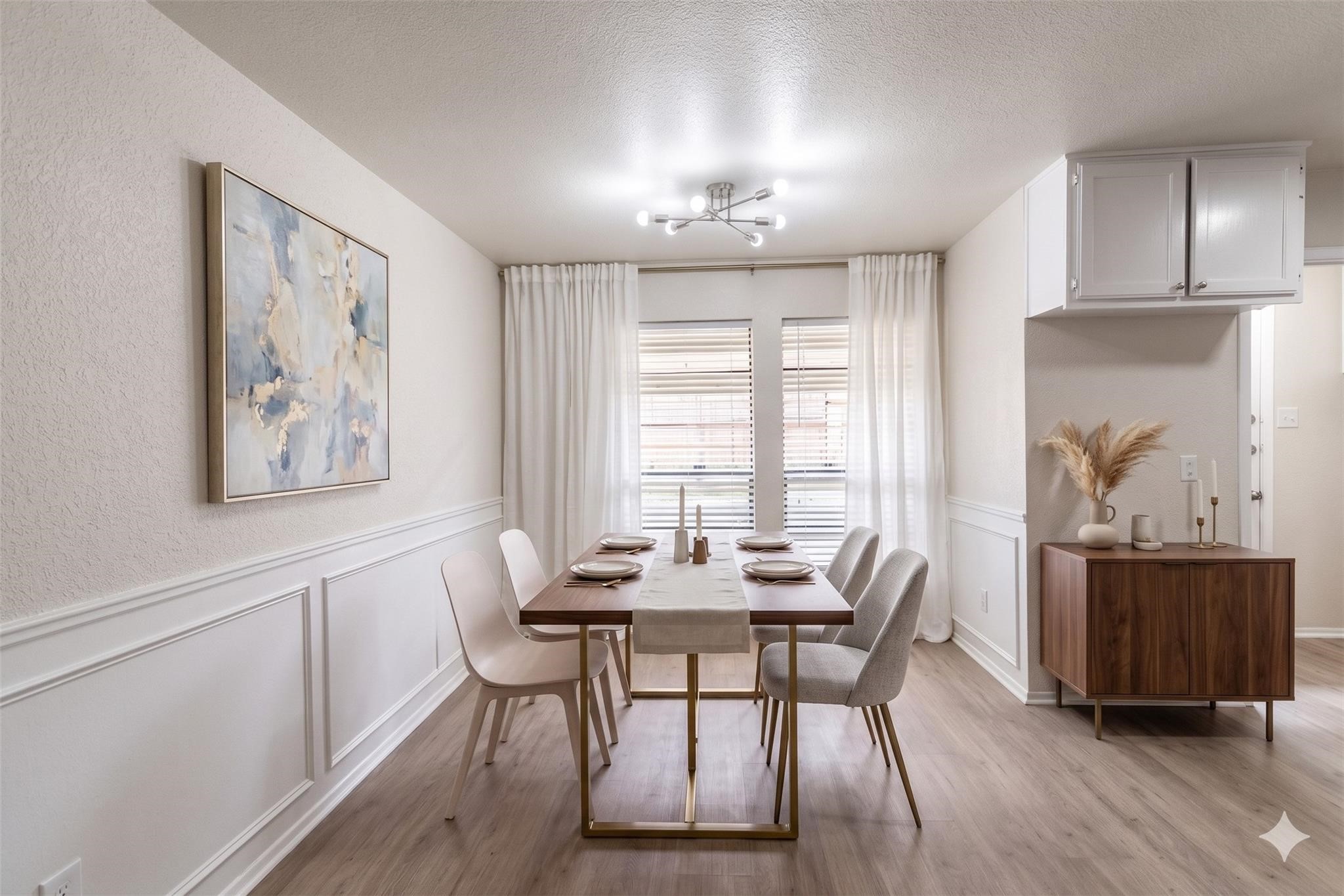 1610 Brown Trail
