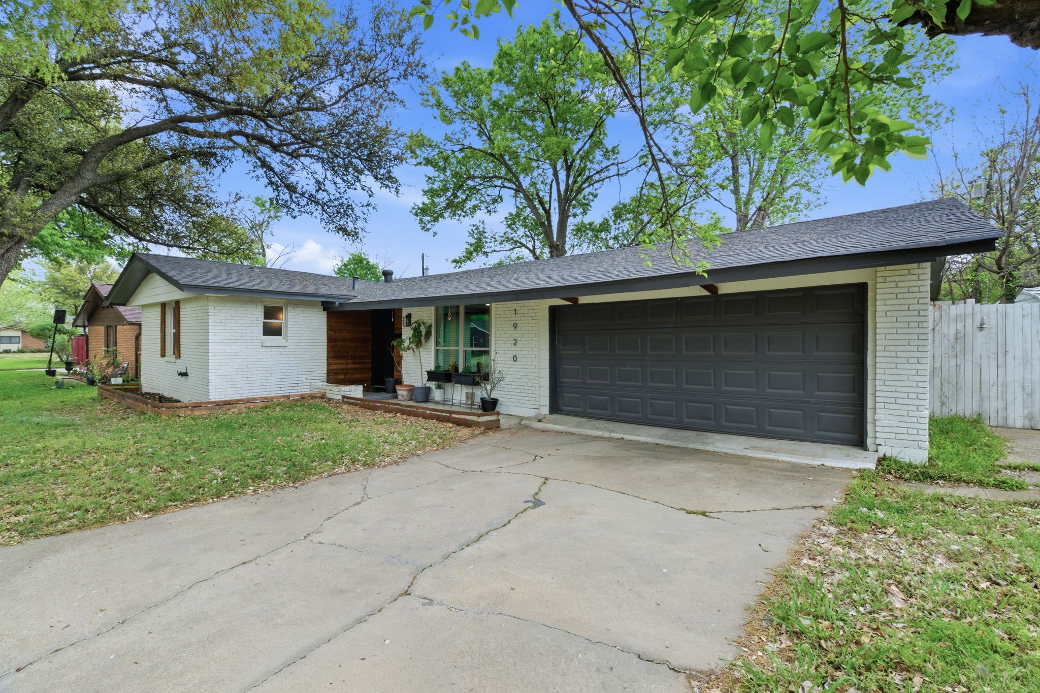 1920 Canterbury Street