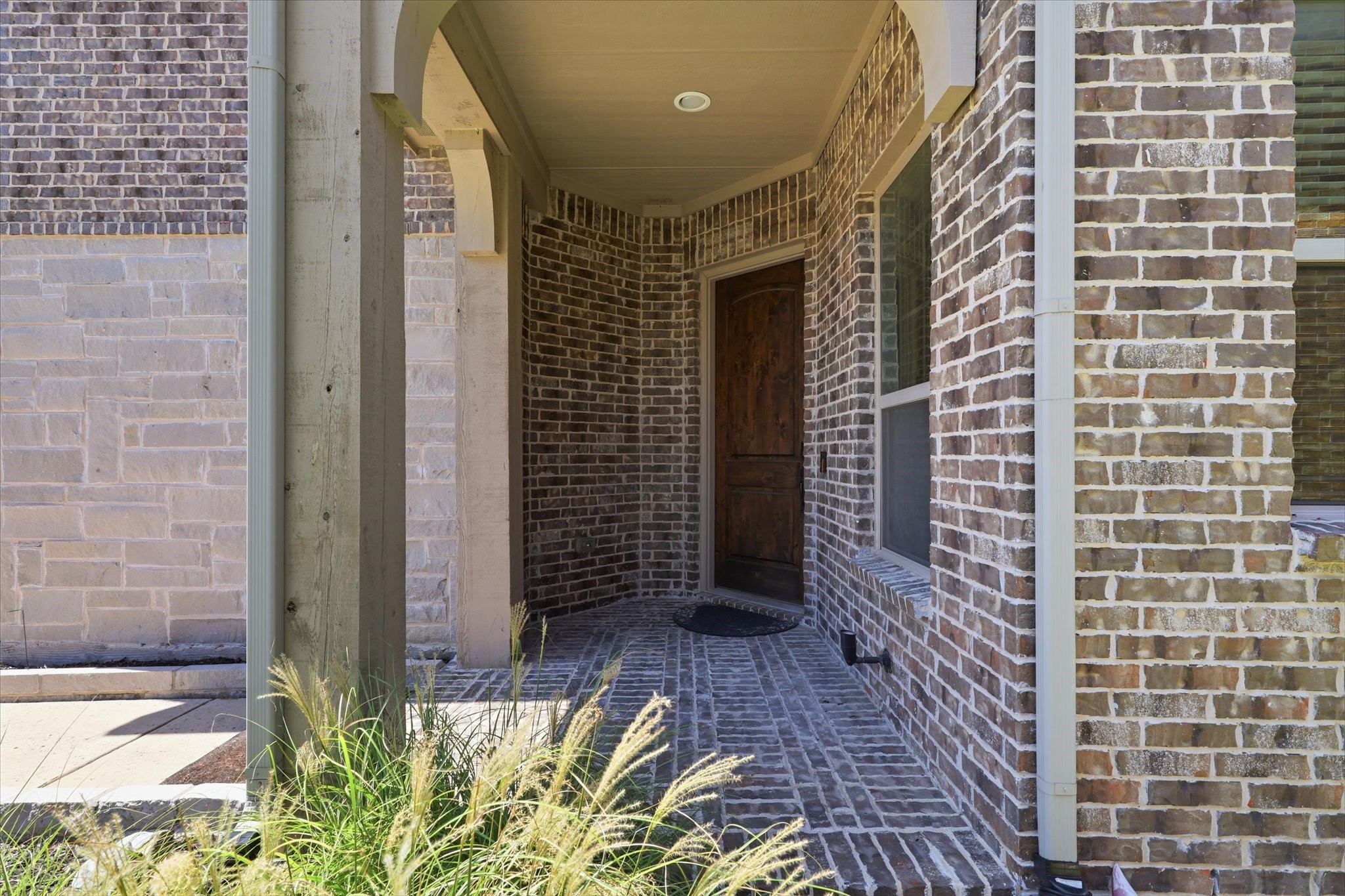 2433 Mare Road