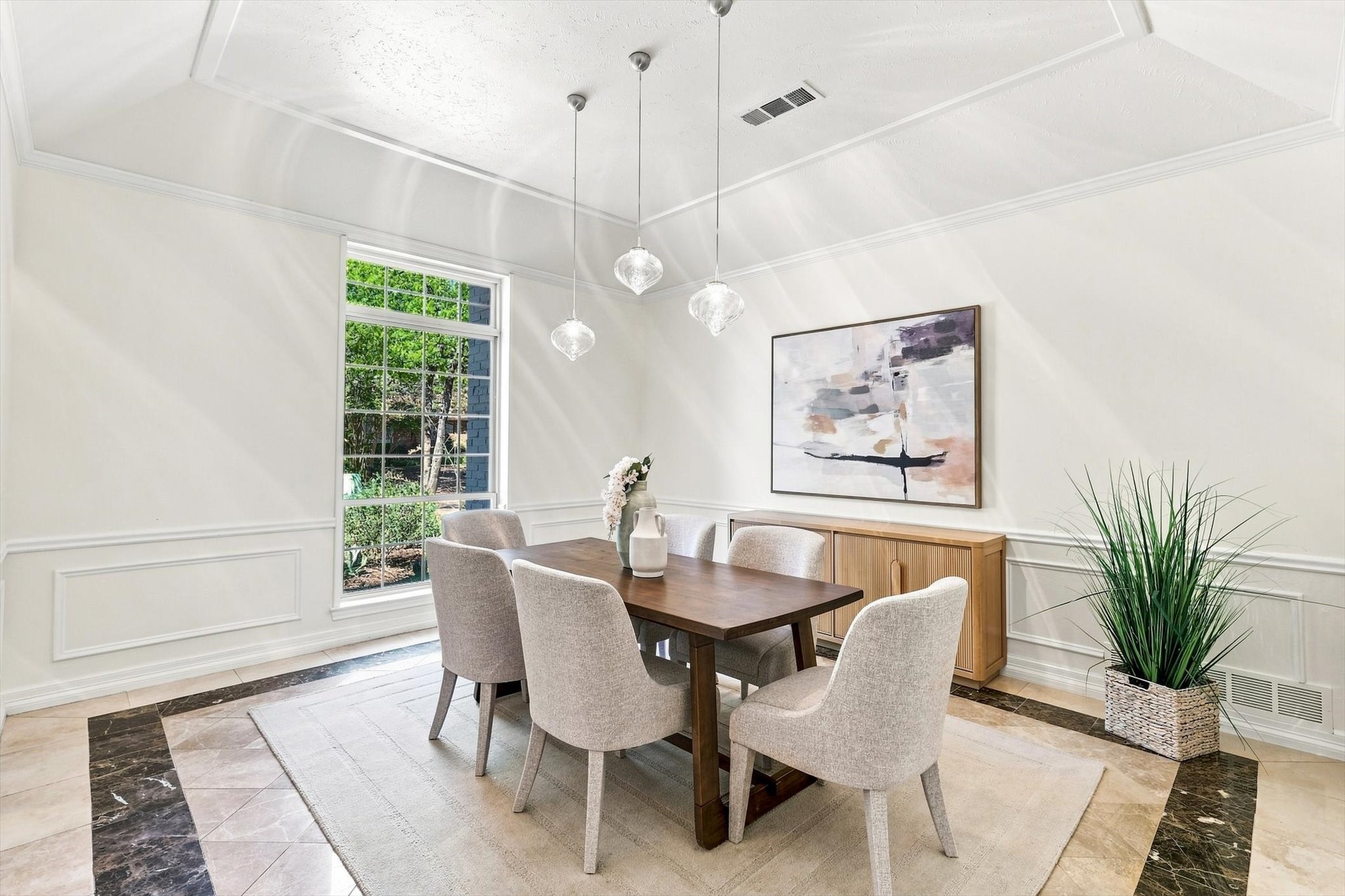 5702 Club Oaks Drive