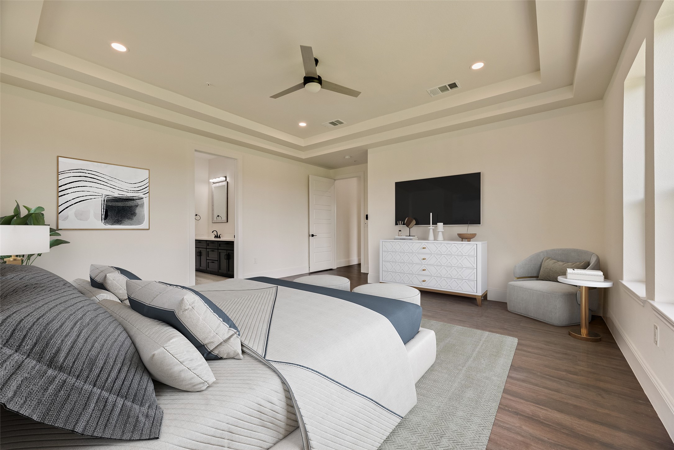 1045 Peppy San Drive