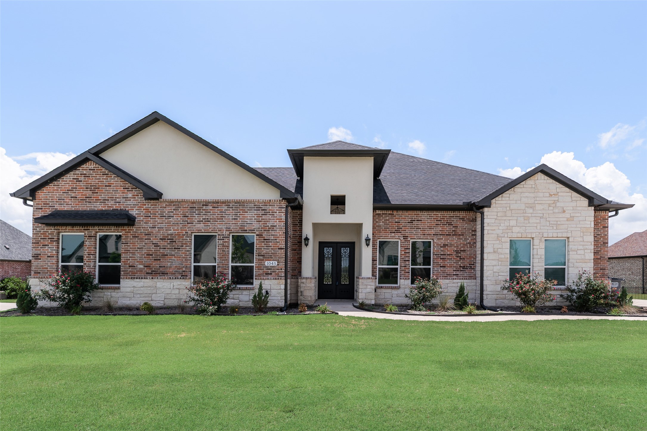 1045 Peppy San Drive