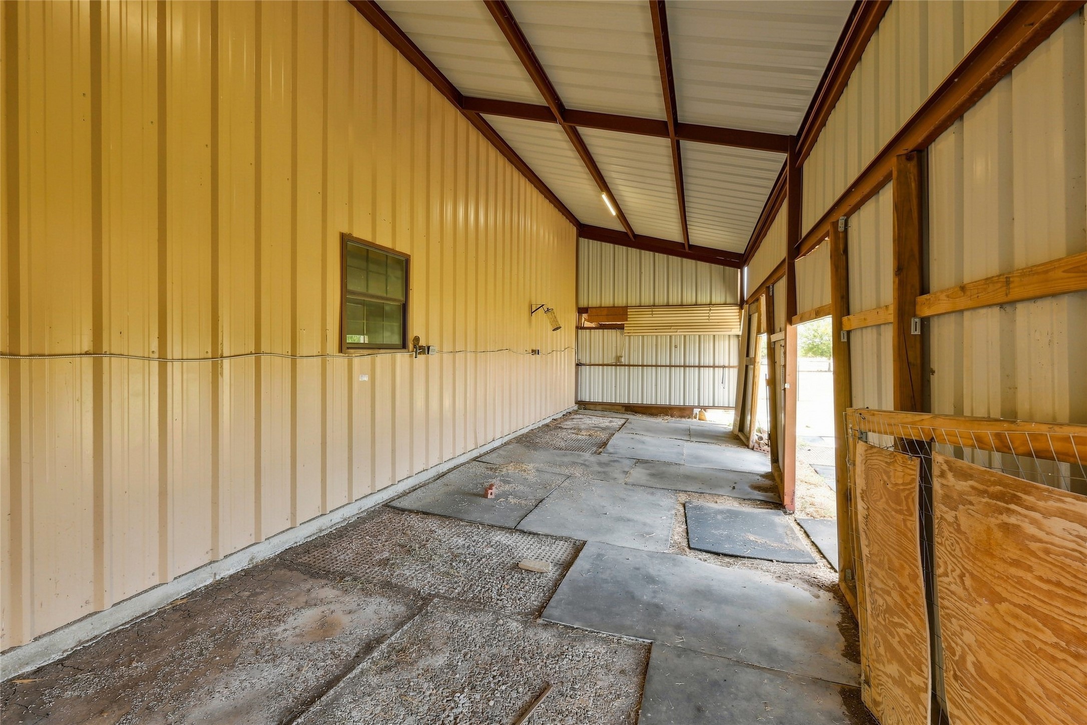 420 Hartley Way Road