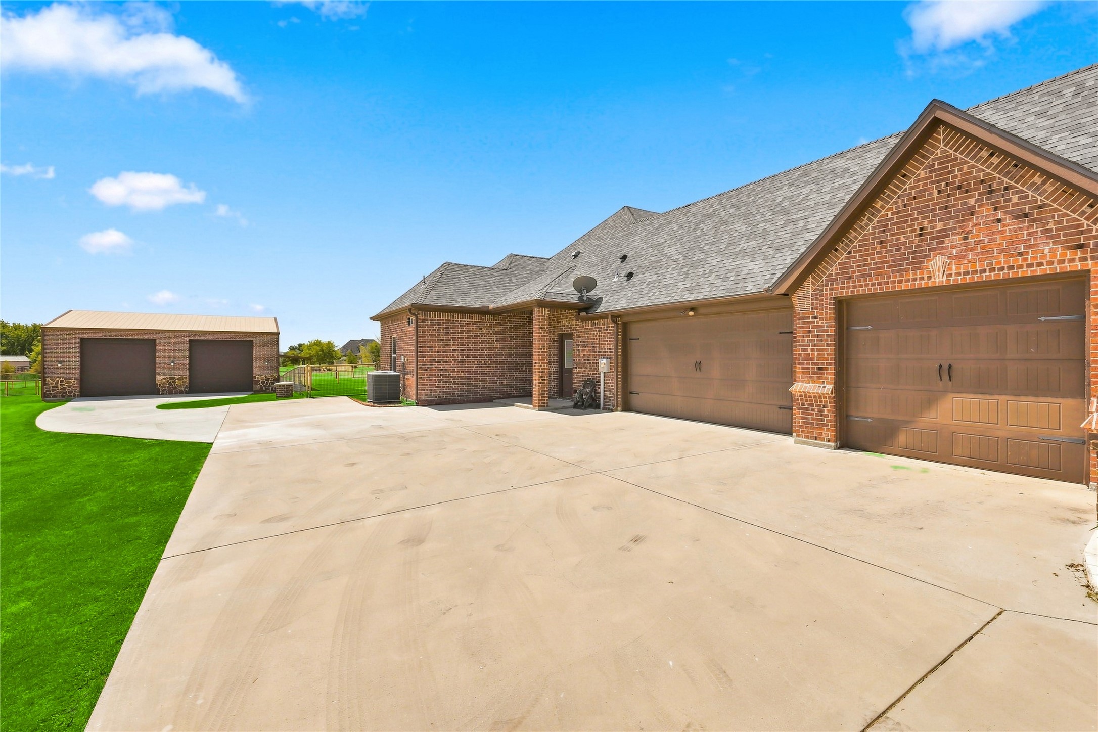 420 Hartley Way Road