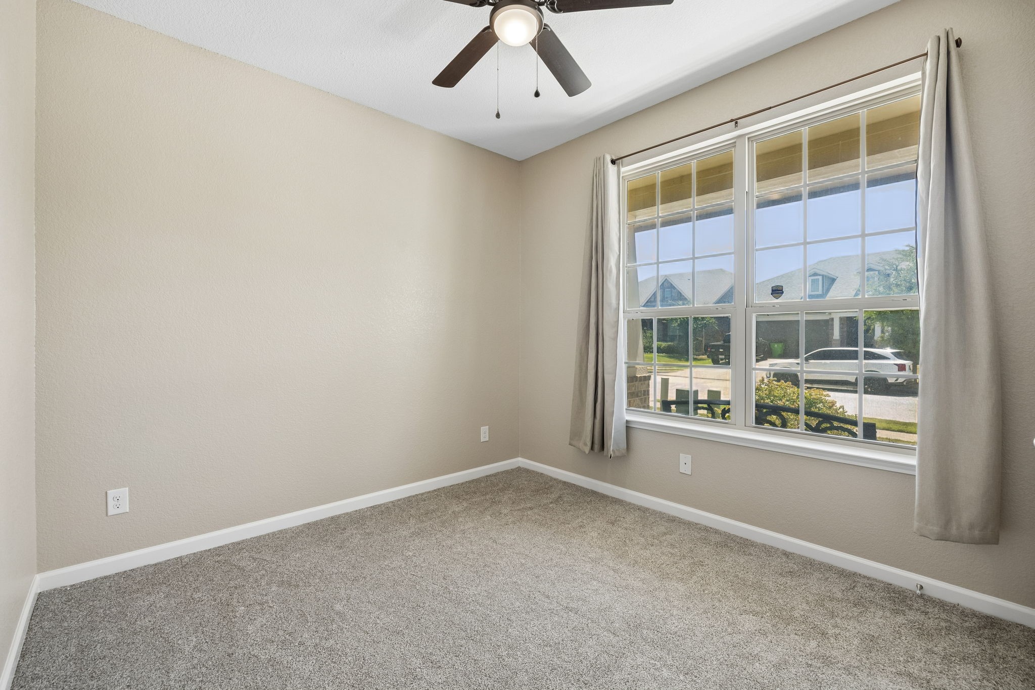 1605 Ridge Creek Lane