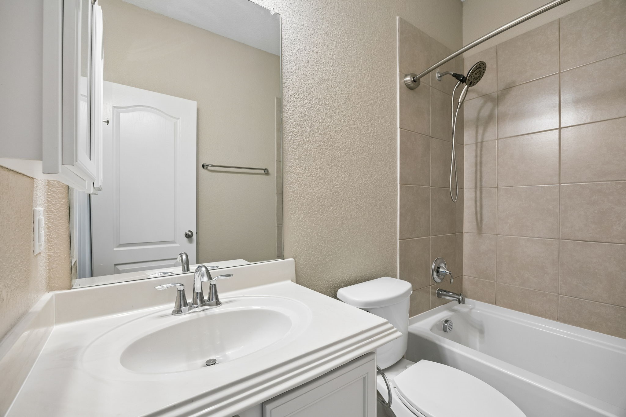 1605 Ridge Creek Lane