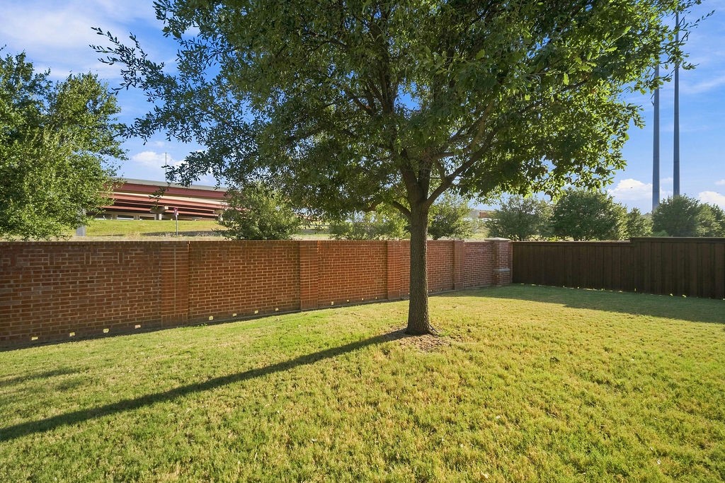 7831 Southfork Bend