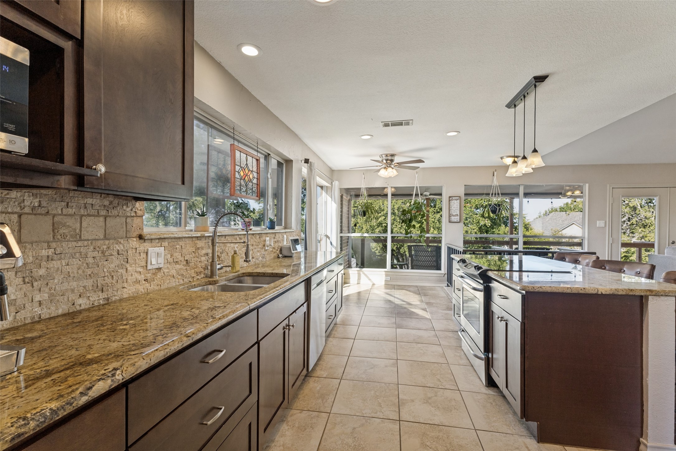 8653 Funtier Court