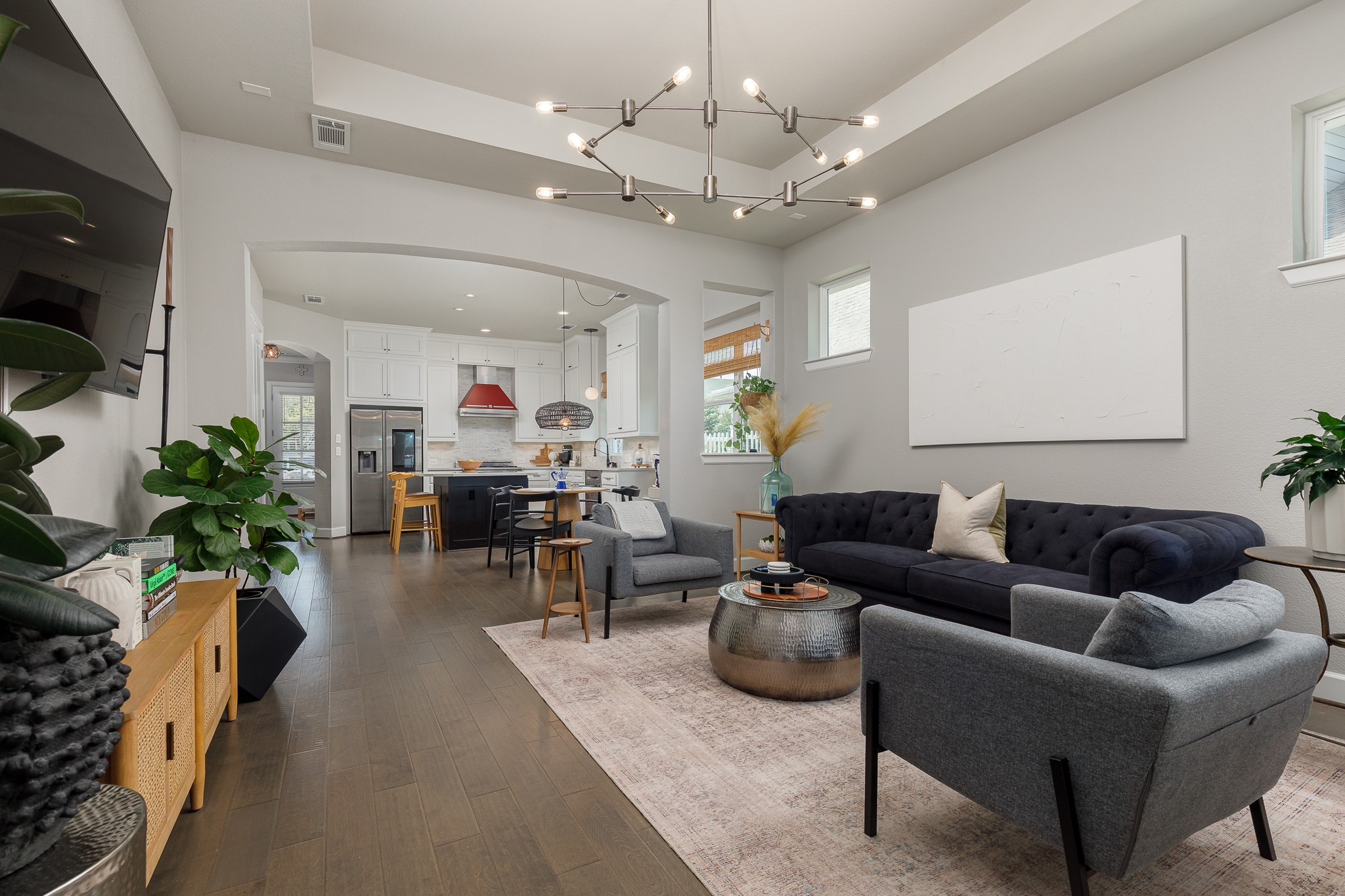2216 Tremont Boulevard