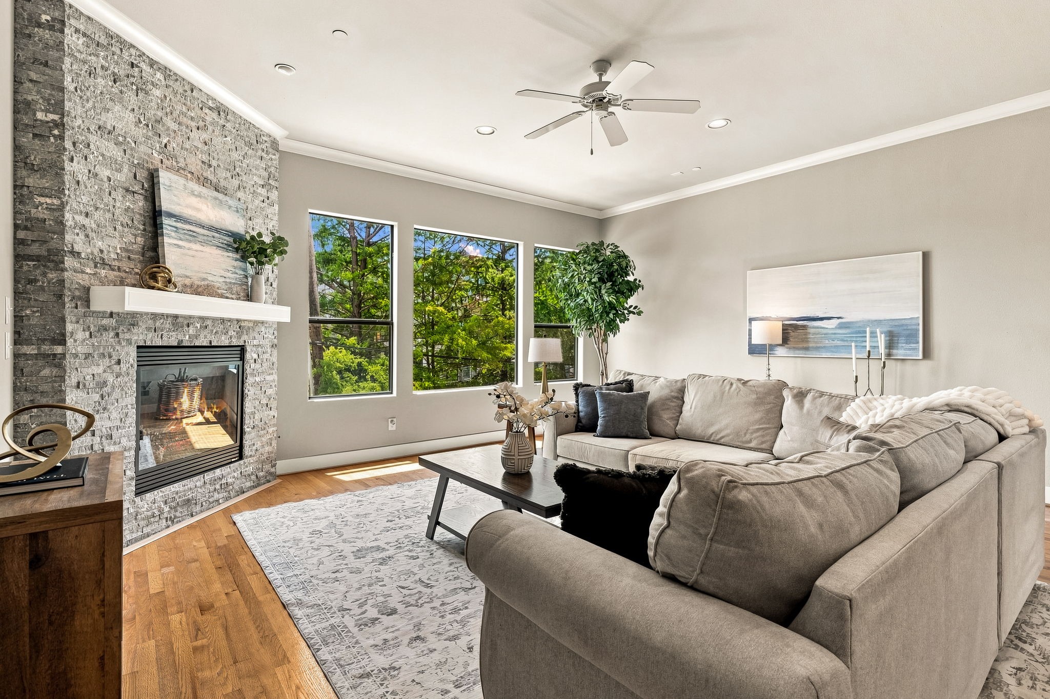 4023 Rawlins Street 105