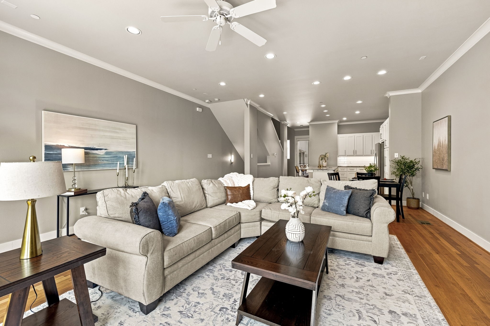 4023 Rawlins Street 105