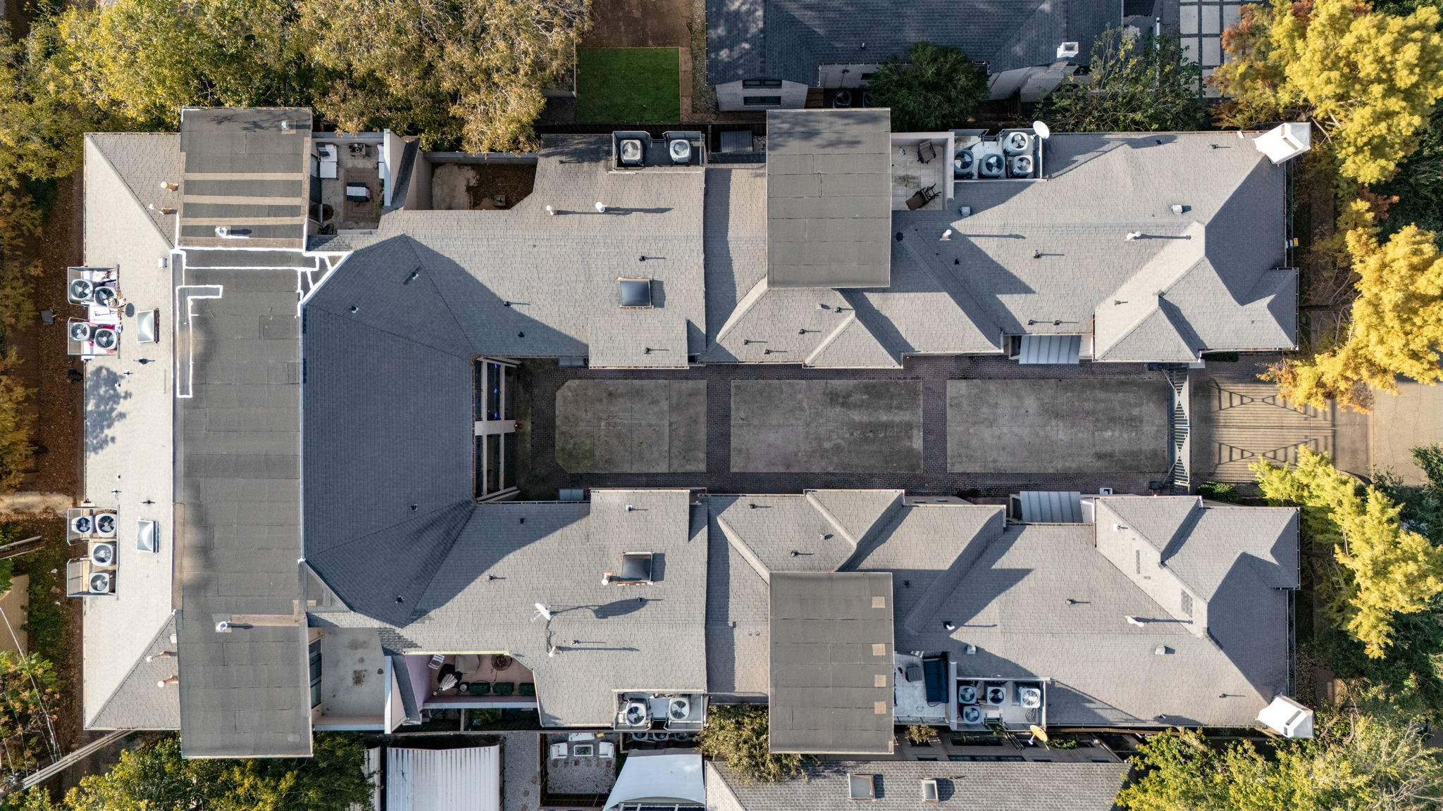 4023 Rawlins Street 105