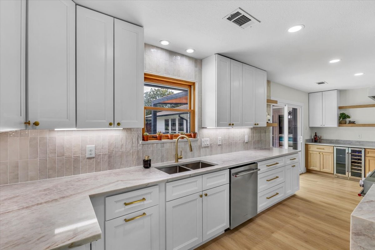 7240 Whispering Pines Drive