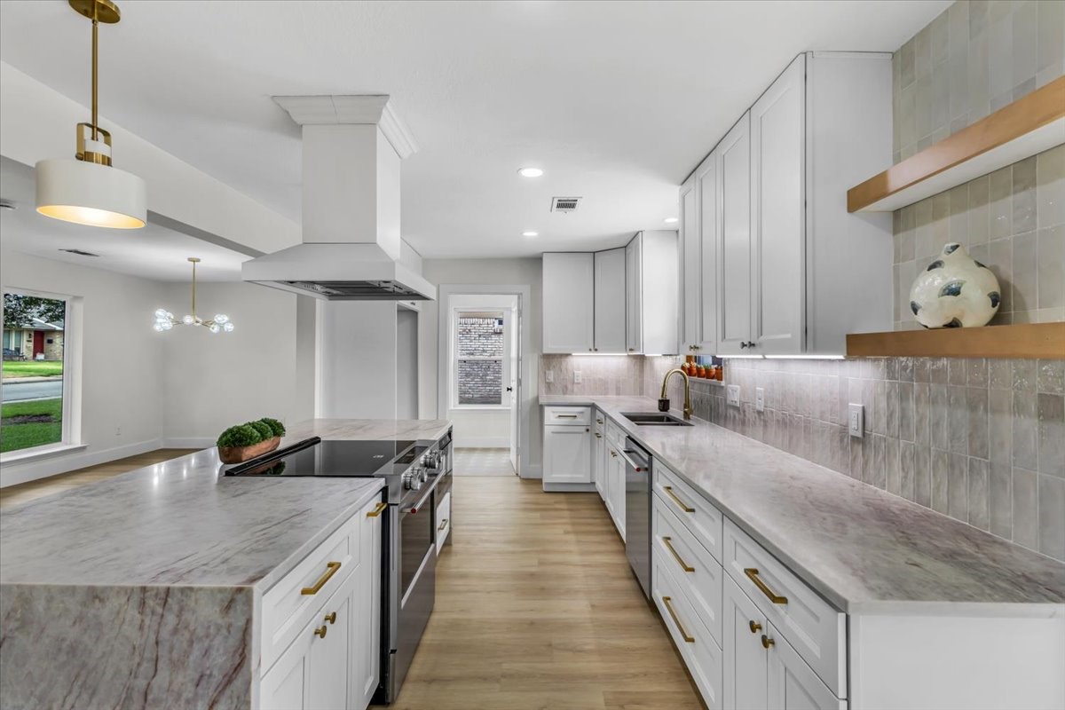 7240 Whispering Pines Drive