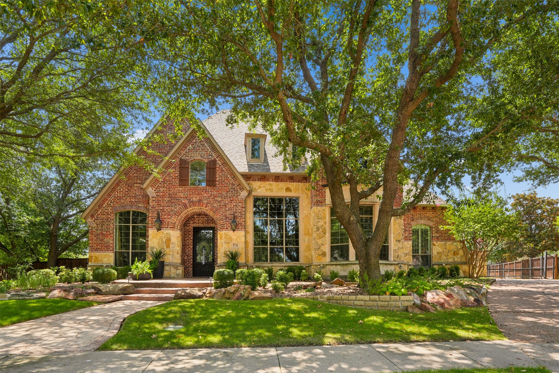 1712 Singletree Court
