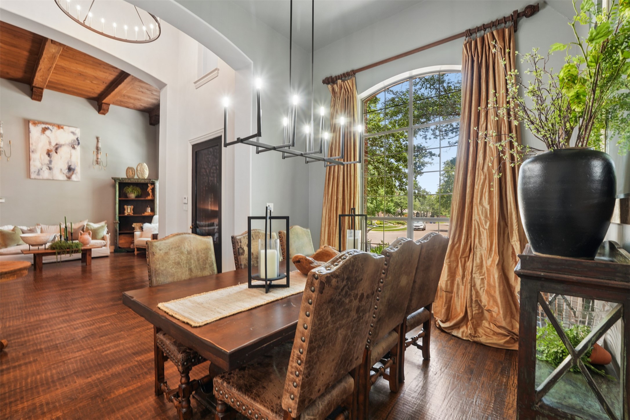 1712 Singletree Court