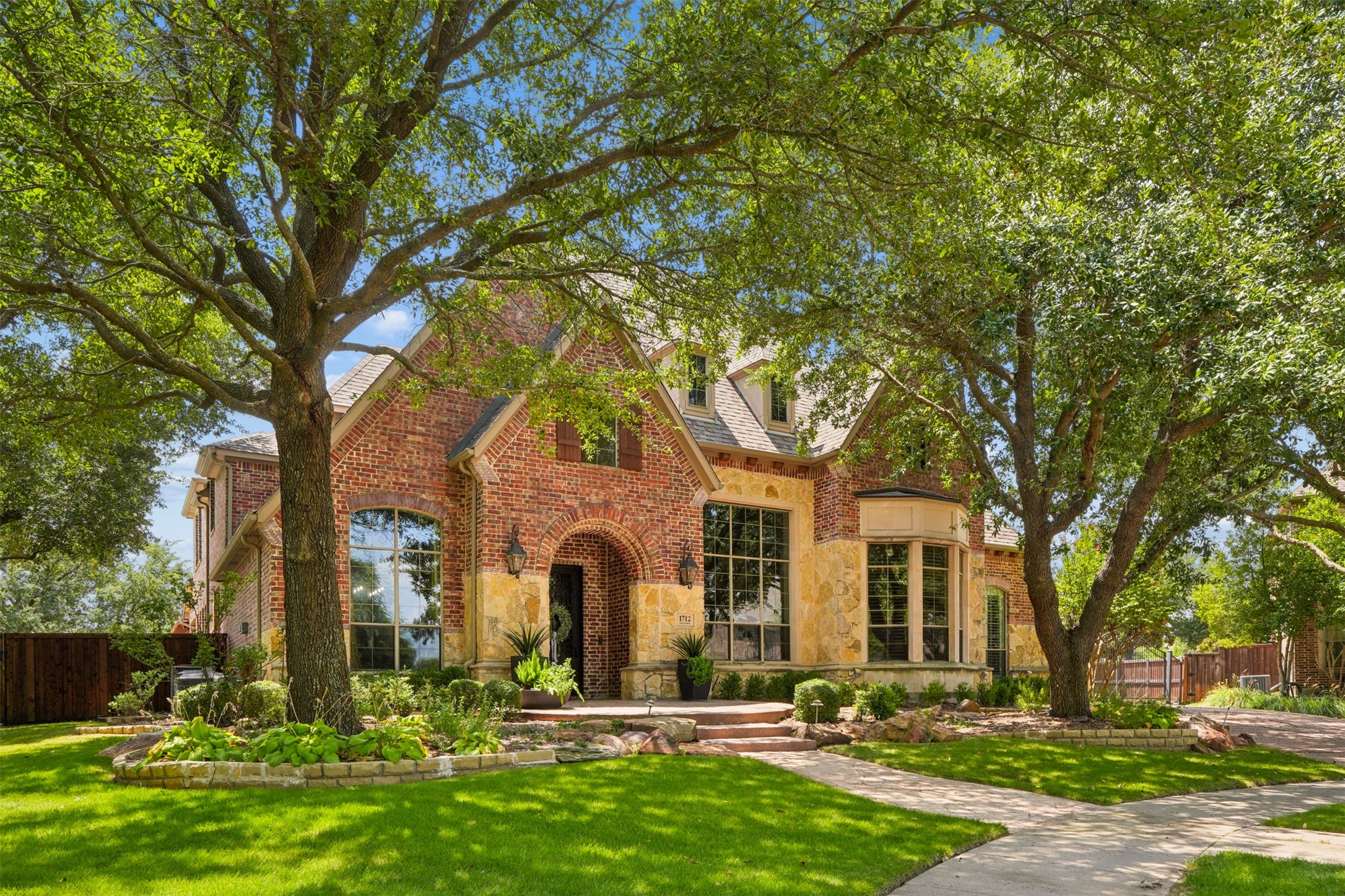 1712 Singletree Court