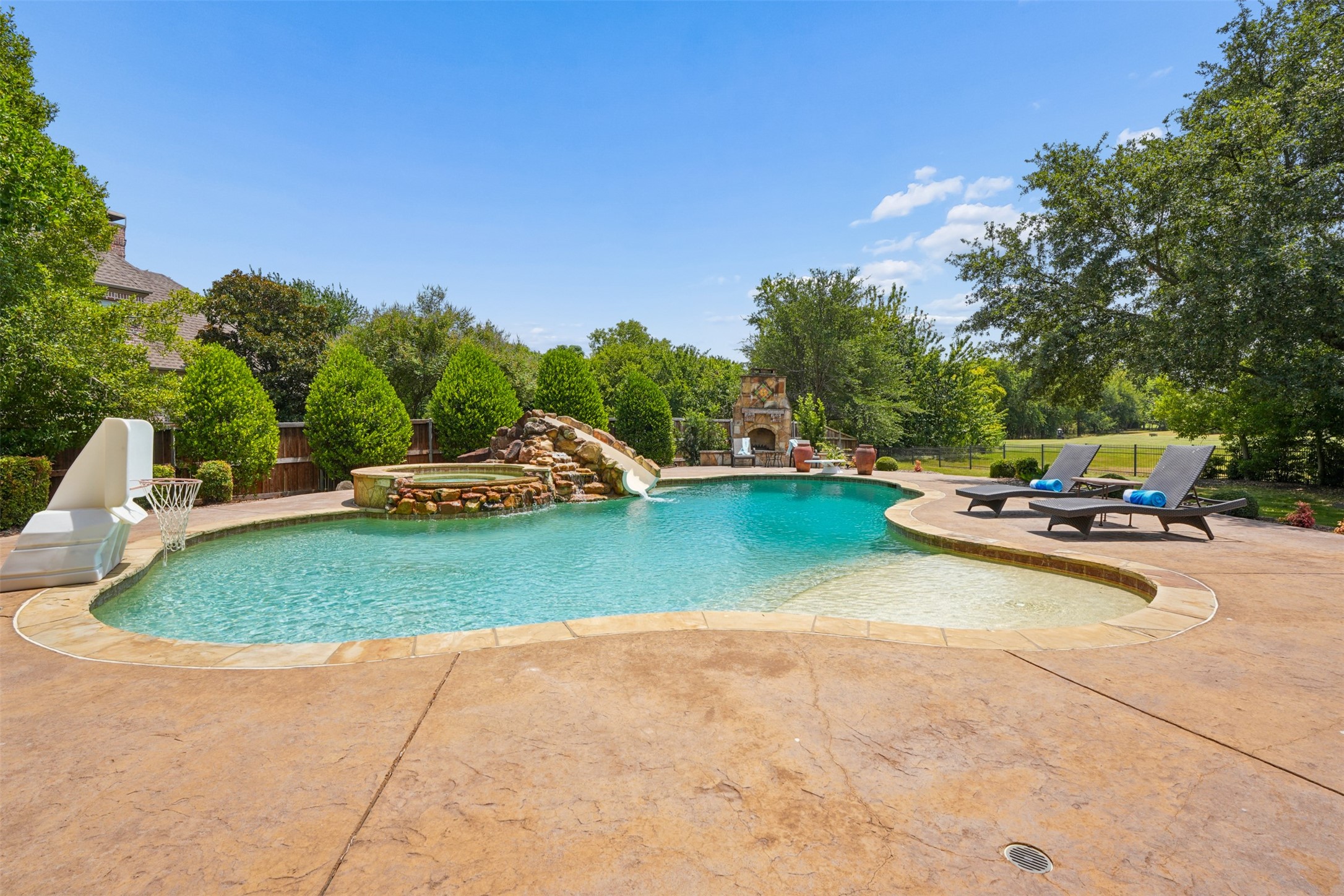 1712 Singletree Court